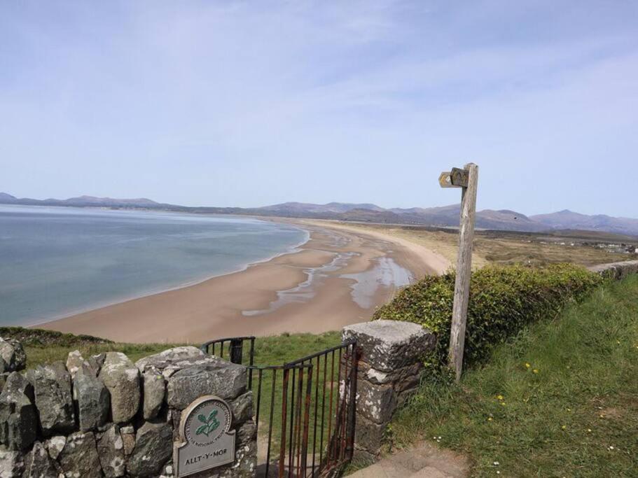 Harlech/Huge Three Bedroom/Best Location Llanbedr  Esterno foto